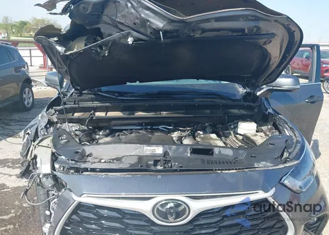 2021 Toyota Highlander Le из США, поврежденный, VIN 5TDZZRAH3MS523182